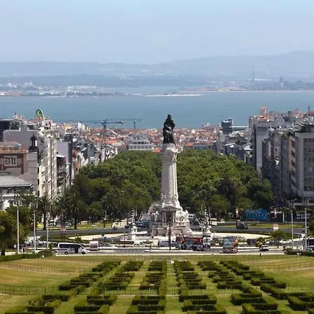 A Ponte Marques De Pombal 3* Lissabon