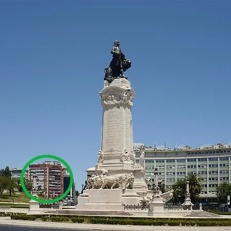 A Ponte Marques De Pombal ליסבון