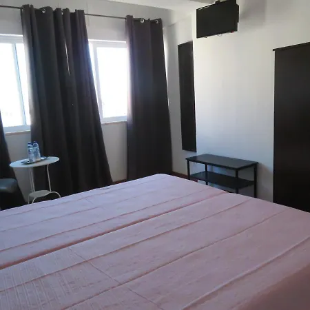 A Ponte Marques De Pombal 3*